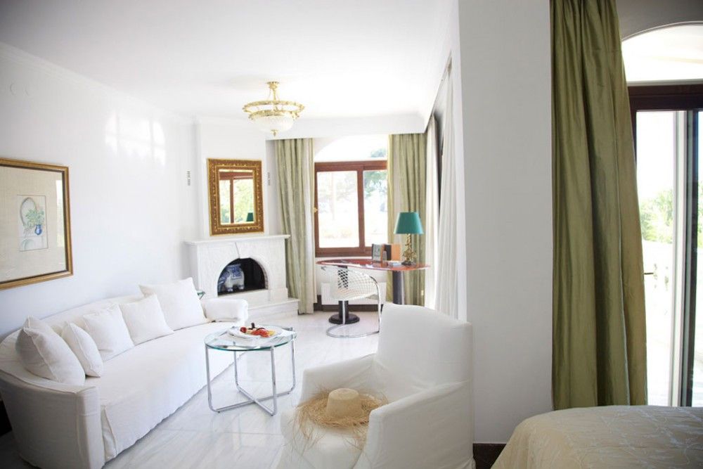 Danai Beach Resort & Villas фото 28