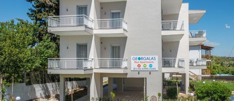 Фото отеля Georgalas Rest Apartments
