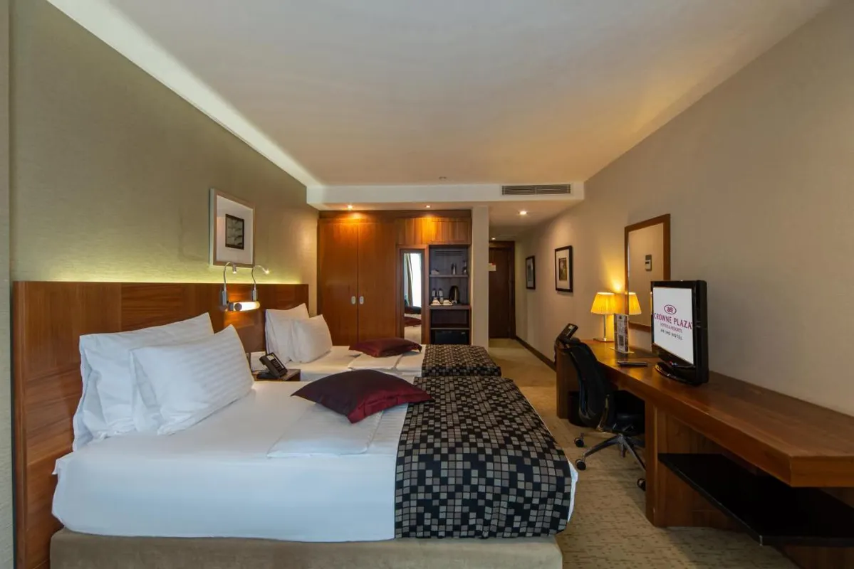 Crowne Plaza Istanbul - Harbiye фото 2