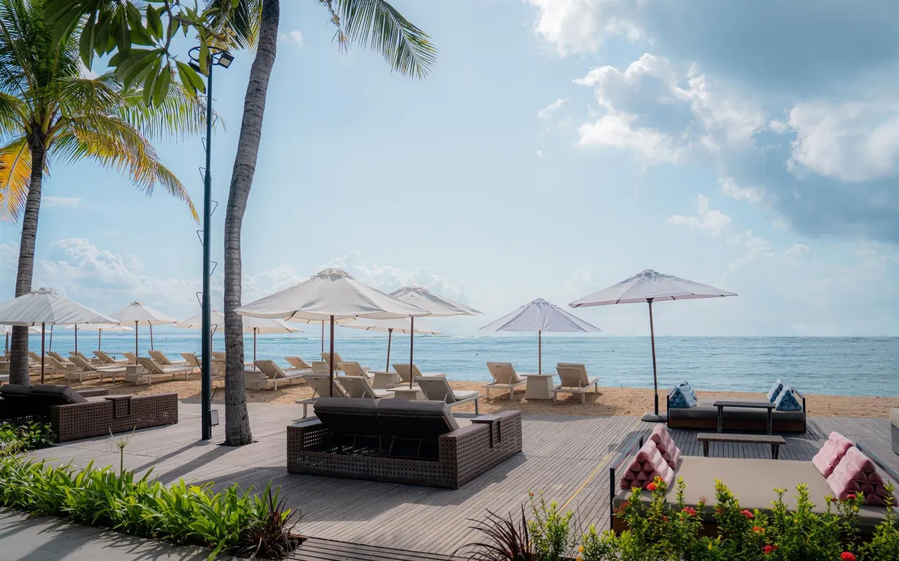 Griya Santrian a Beach Resort & Spa фото 6