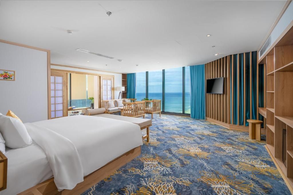 Sala Danang Beach Hotel фото 33