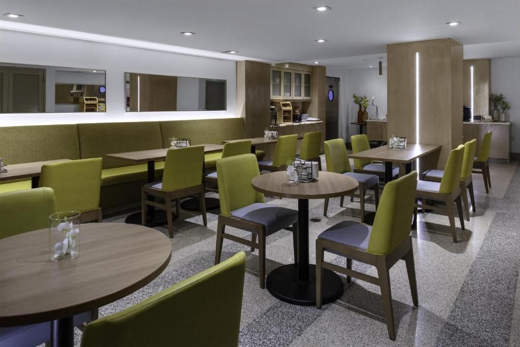 Hilton Garden Inn Miami South Beach-Royal Polo фото 8