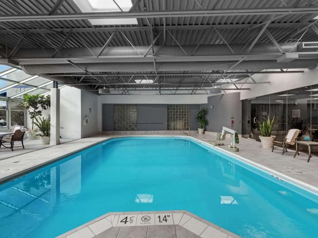 Hilton Chicago/Oak Lawn фото 44