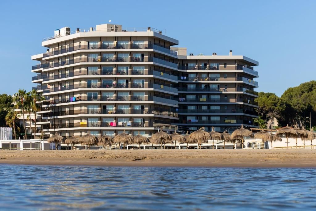 Golden Donaire Beach фото 13