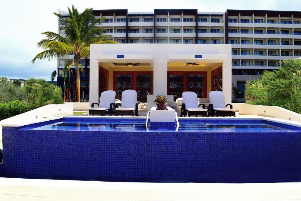 Royalton Blue Waters Montego Bay, An Autograph Collection All- Inclusive Resort фото 12
