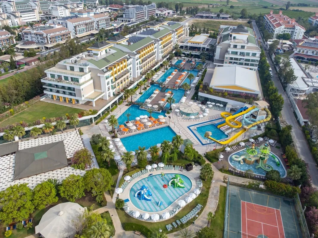 Port Nature Luxury Resort Hotel & Spa фото 2
