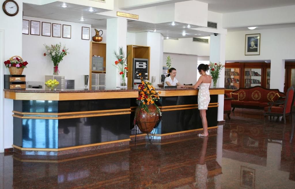 Corallia Beach Hotel фото 14