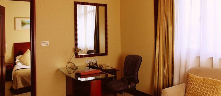 Фото отеля Yanan Hotel Shanghai