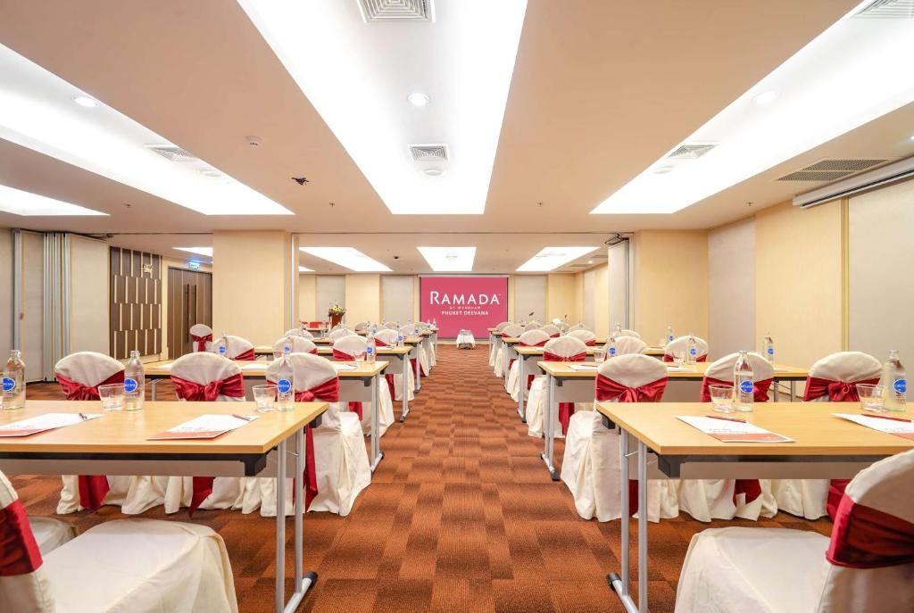 Ramada by Wyndham Phuket Deevana Patong фото 44