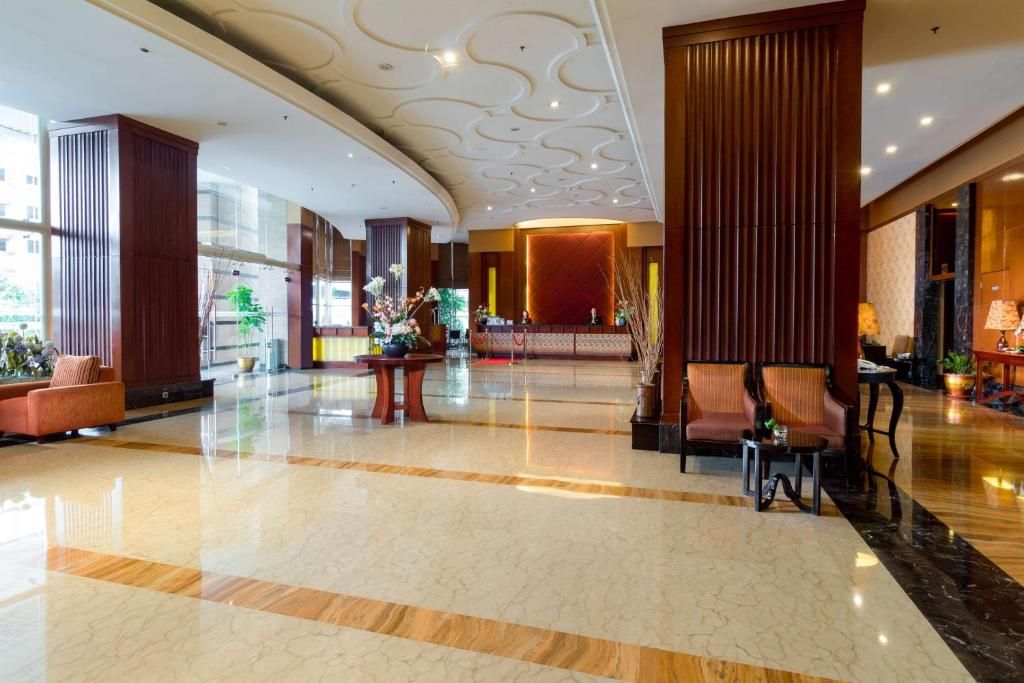 Best Western Mangga Dua Hotel and Residence фото 33