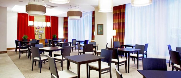 Фото отеля Staybridge Suites St. Petersburg