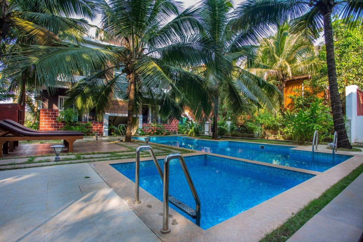 Хостел «Mariners Bay Resort» фото 1