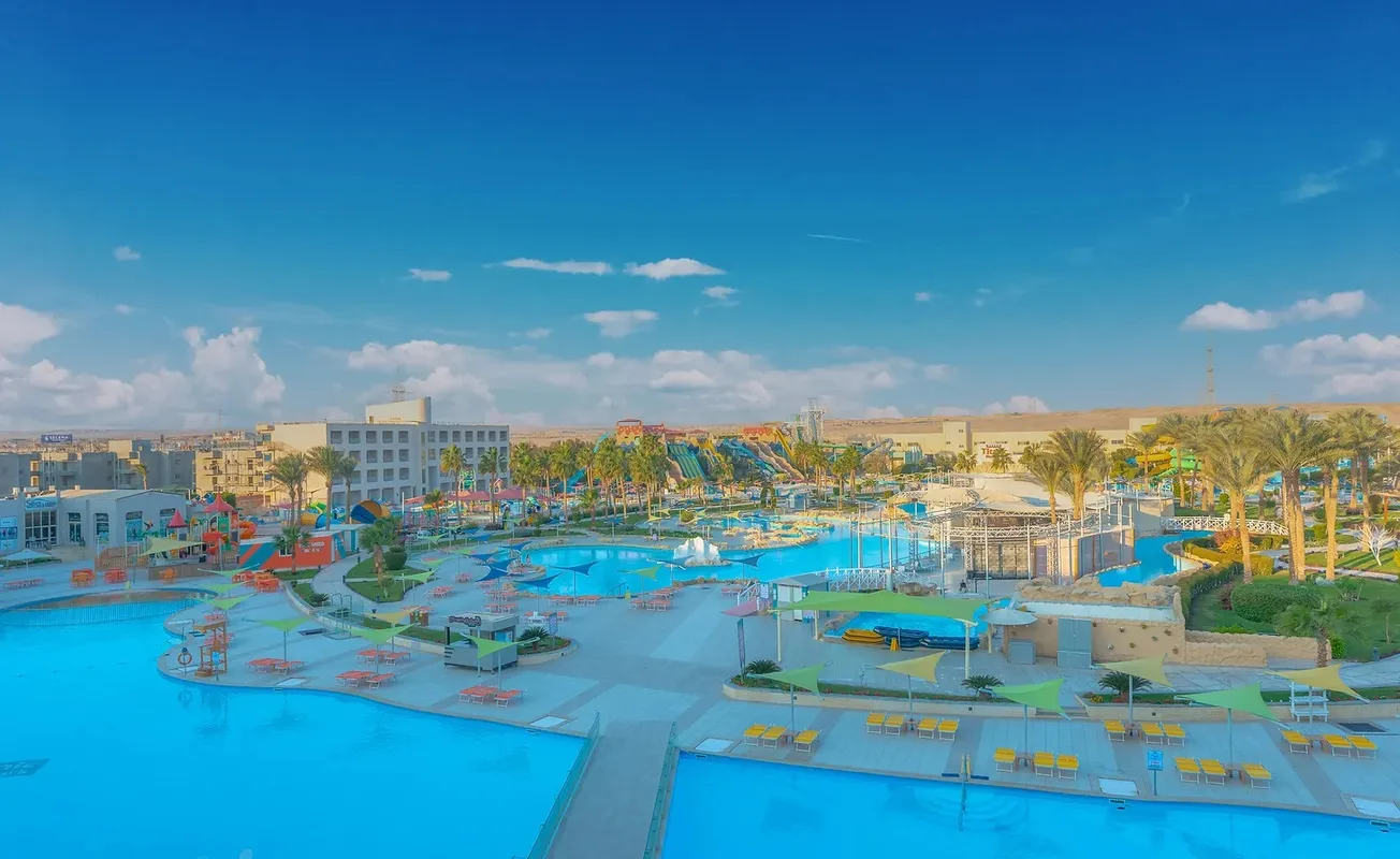 Titanic Resort & Aqua Park фото 1