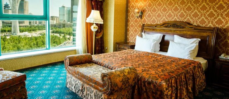 Фото отеля Diplomat Hotel & Business Center