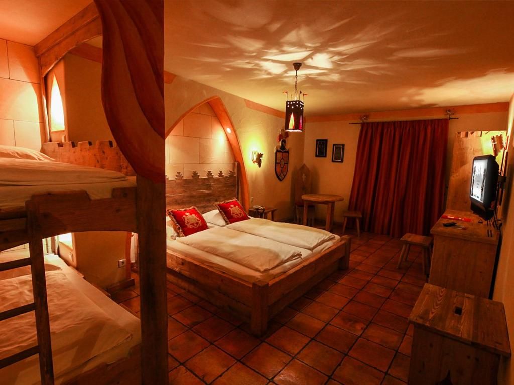 4-Sterne Burghotel Castillo Alcazar, Europa-Park Freizeitpark & Erlebnis-Resort фото 1