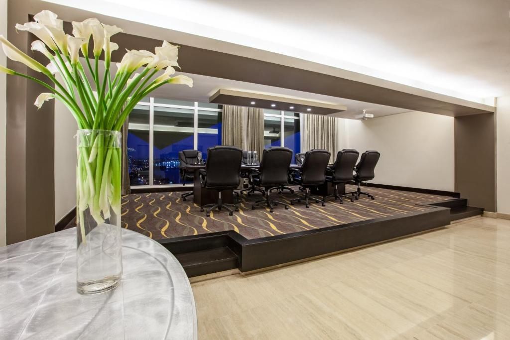 Crowne Plaza фото 7