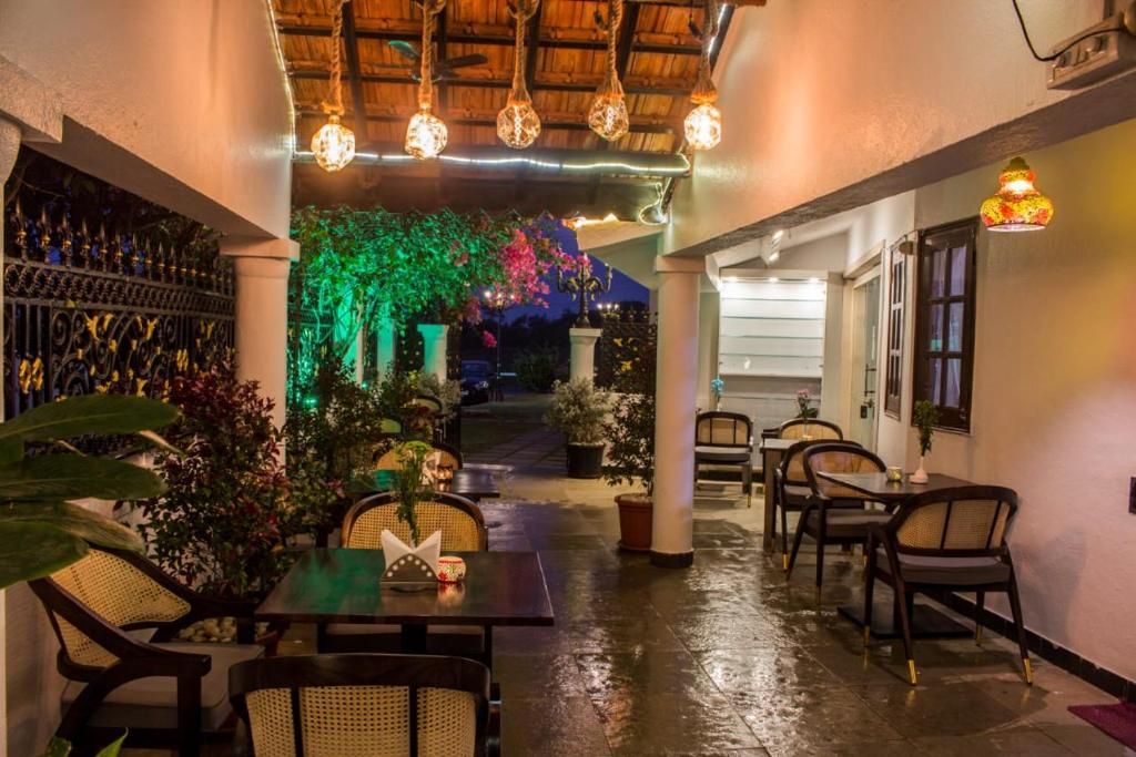 Shikara Beach Resort фото 23