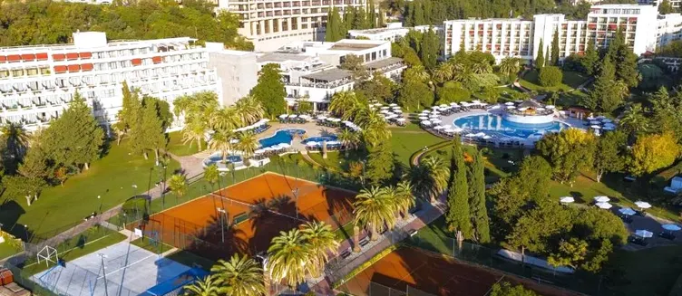 Фото отеля Iberostar Waves Bellevue