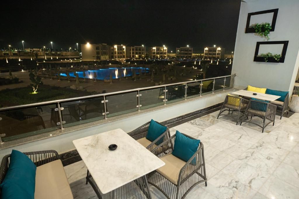 Tolip Hotel Olympic International City фото 13
