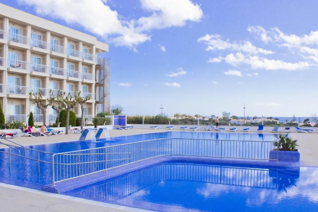 Hotel & Water Park Sur Menorca фото 2