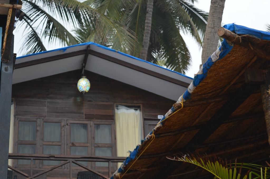 Royal Touch Beach Huts фото 43