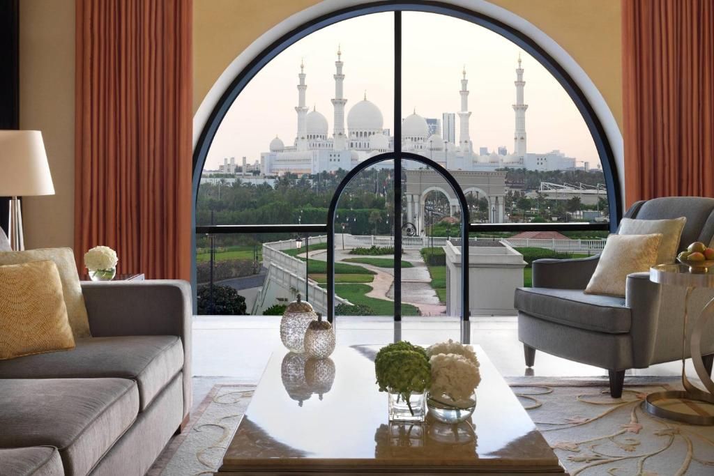 The Ritz-Carlton Abu Dhabi, Grand Canal фото 75