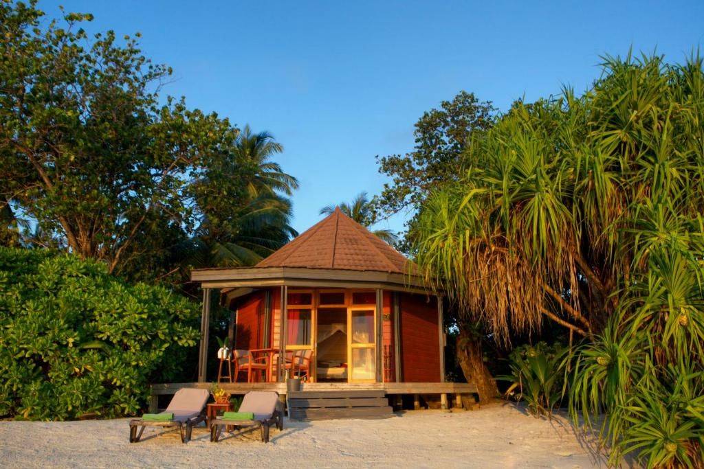 Komandoo Island Resort (Adults Only) фото 42