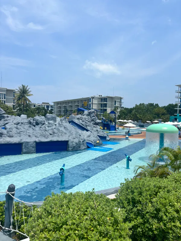 Splash Beach Resort фото 53