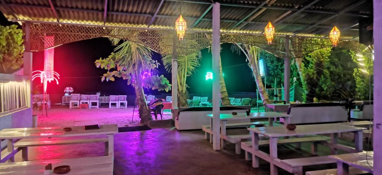 Guest House «Cocks Town Beach Stay Guest House» фото 9
