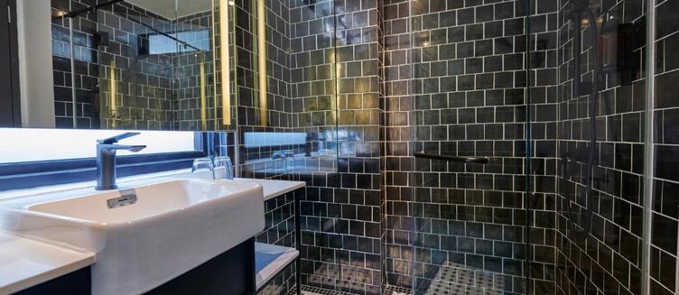 Фото отеля J-Hotel by Dorsett