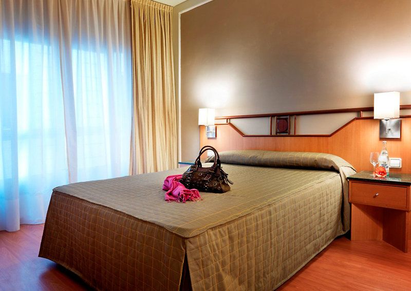 Eurostars Mediterranea Plaza фото 4