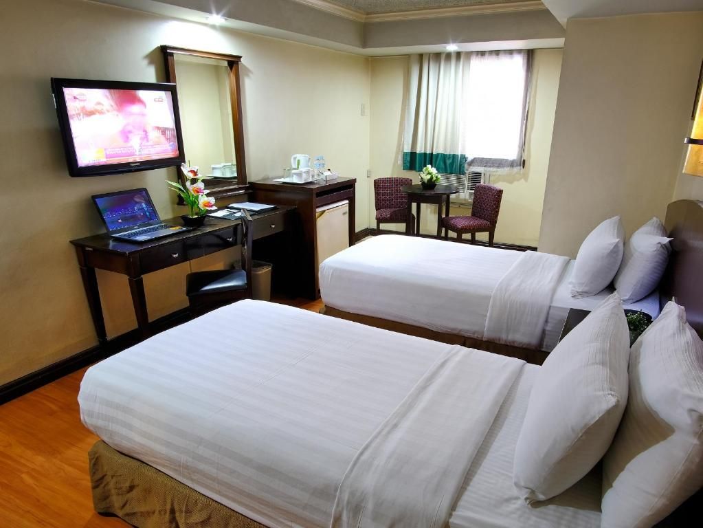 Fersal Hotel Manila фото 31