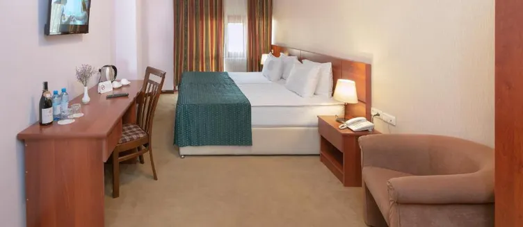 Фото отеля Ani Central Inn