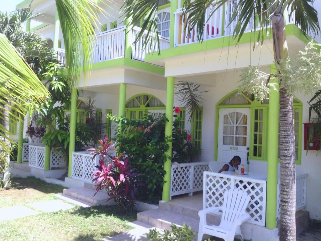 Fun Holiday Beach Resort фото 11