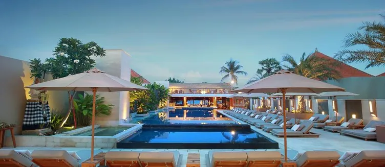 Фото отеля The Bandha Hotel & Suites