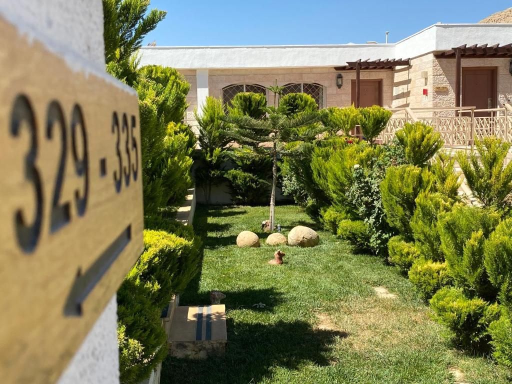 Petra Guest House Hotel фото 4
