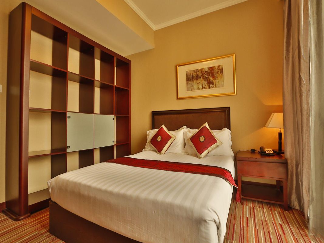 Rayfont Celebrity Hotel & Apartment фото 4