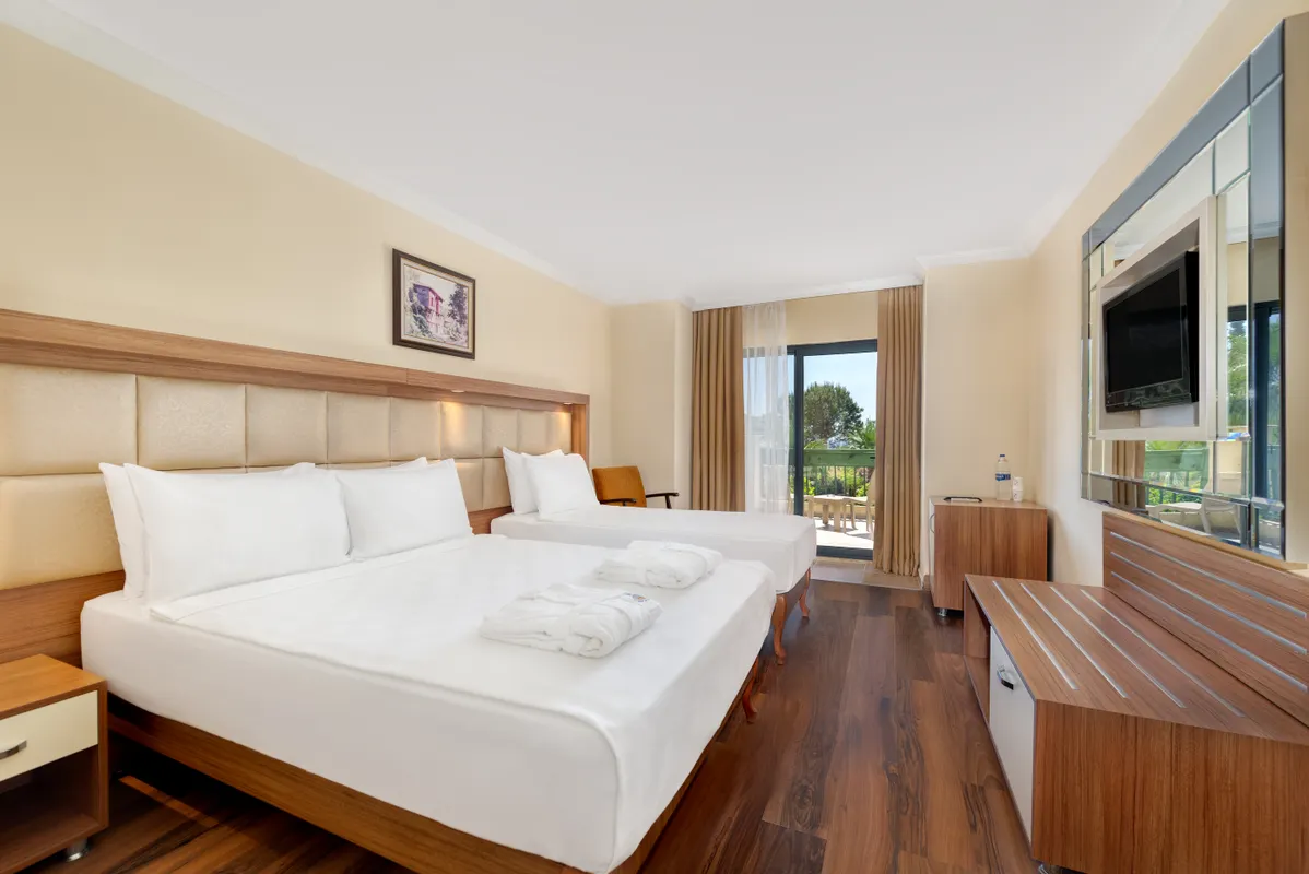 Oz Hotels Incekum Beach Resort фото 4