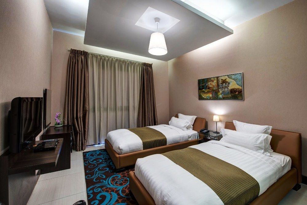 Beach Hotel Apartment фото 40