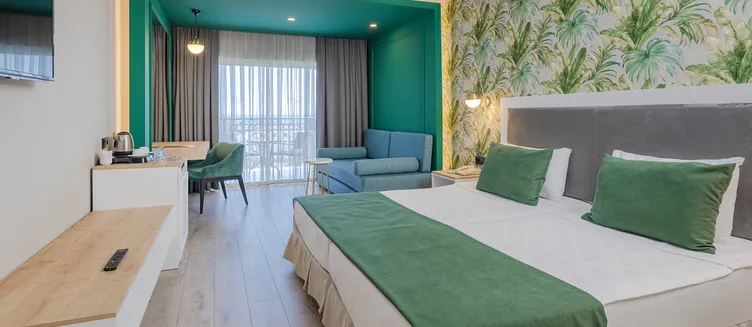 Фото отеля L'Oceanica Beach Resort Hotel