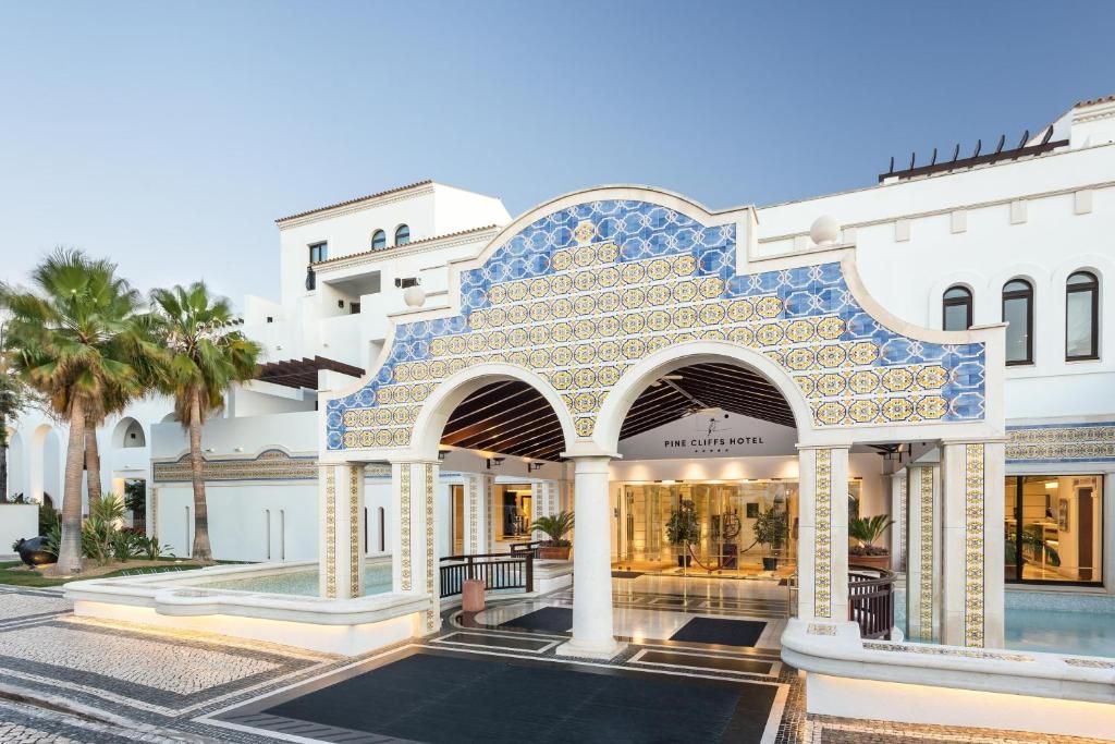Pine Cliffs Hotel, A Luxury Collection Resort фото 28
