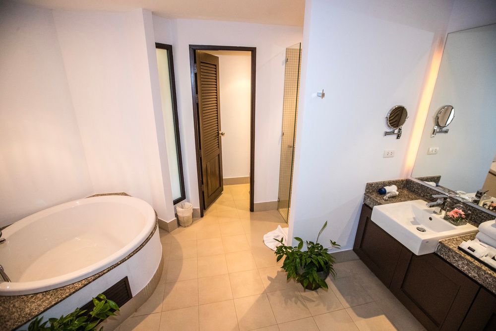 Dewa Phuket Resort & Villas фото 106
