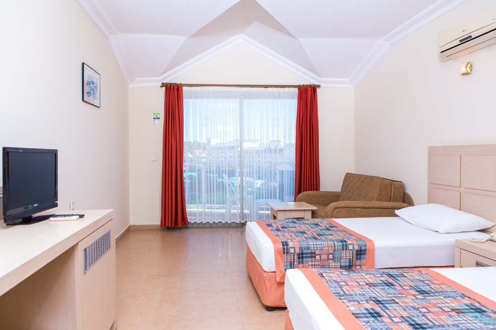 Gardenia Beach Hotel фото 149