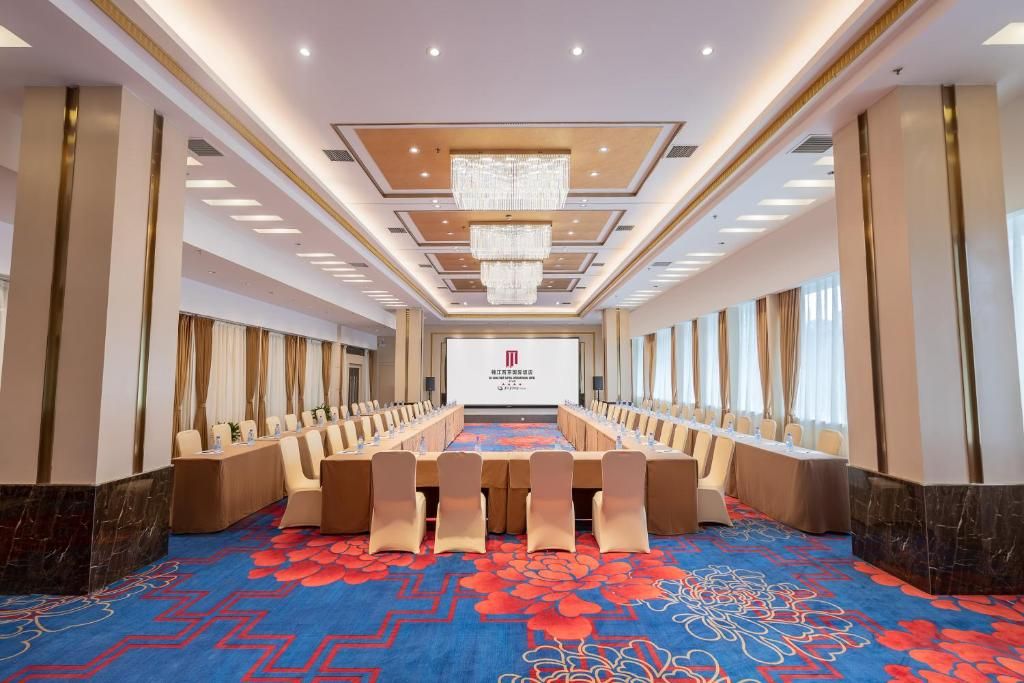 Jin Jiang West Capital International Hotel фото 18