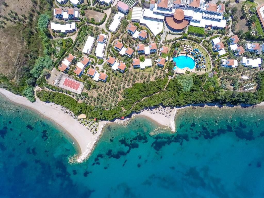 Sunrise Village Beach Hotel фото 5