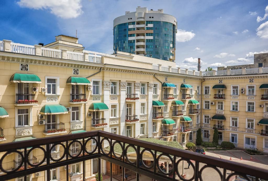 Гостиница «Украина» фото 0