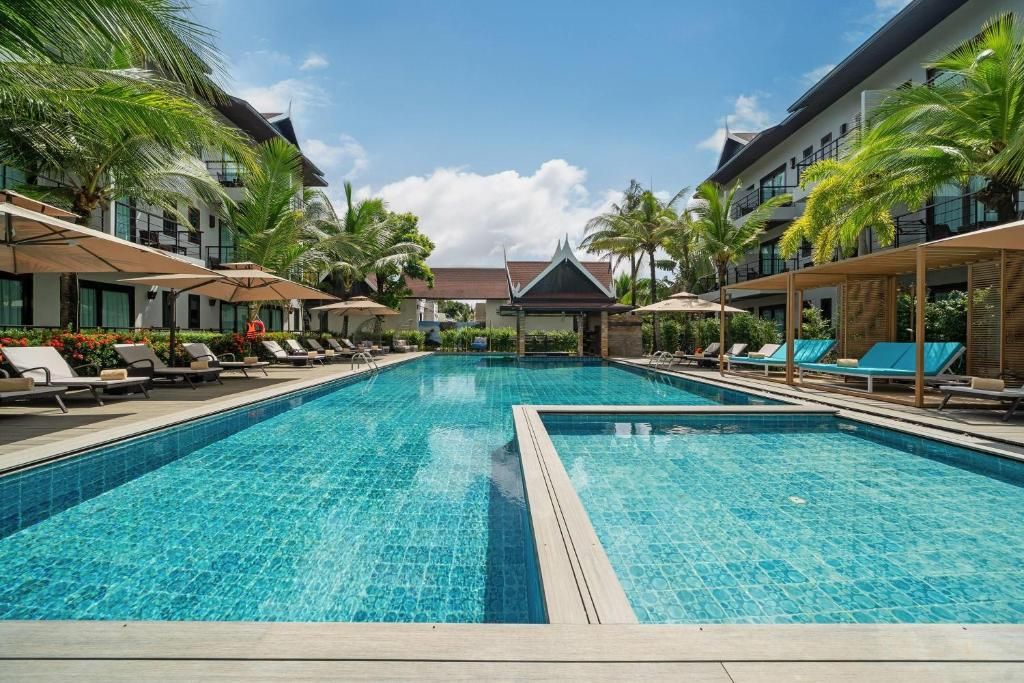 Howard Johnson by Wyndham Phuket Naiyang фото 1