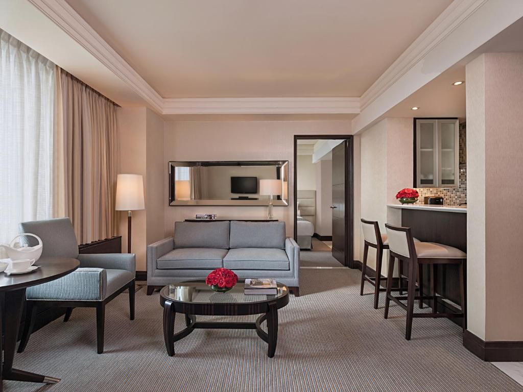 Crimson Hotel Filinvest City фото 38