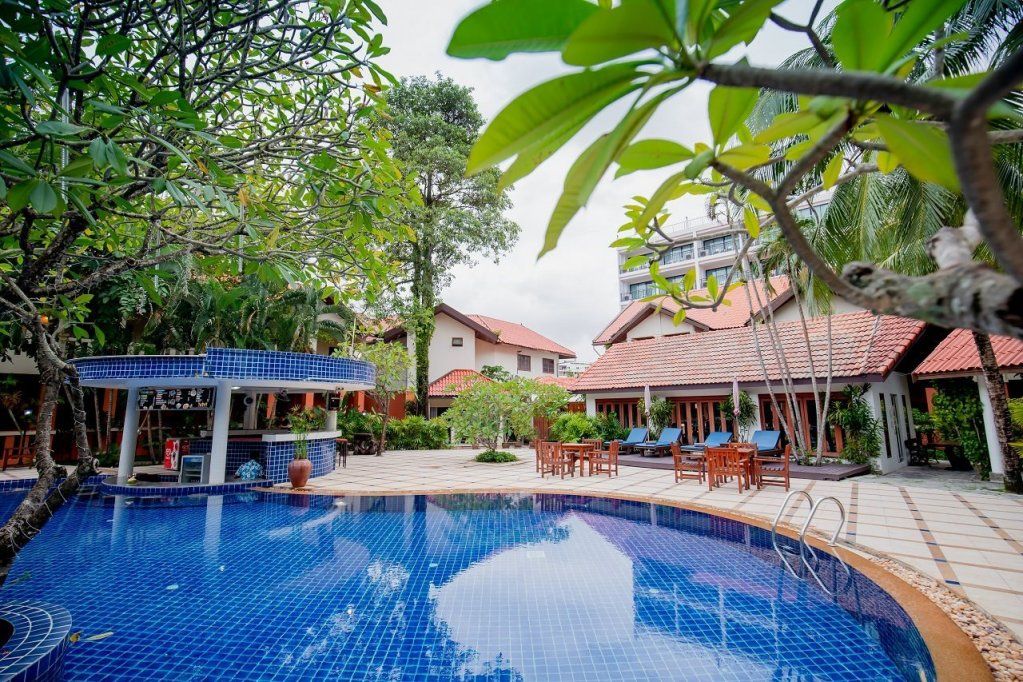 Phuket Leelavadee Hua Ting Resort фото 0