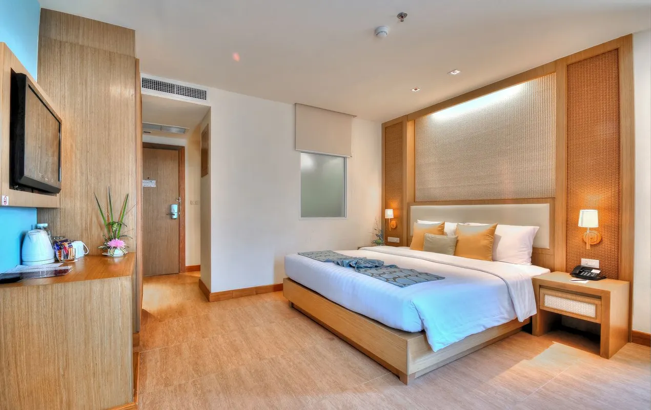 The Ashlee Plaza Patong Hotel & Spa фото 3